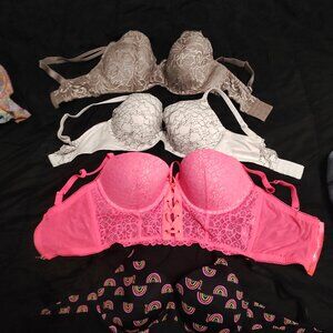 Bra Lot of 16*Reseller*Victoria's Secret No Boundaries Etc...34,36,38